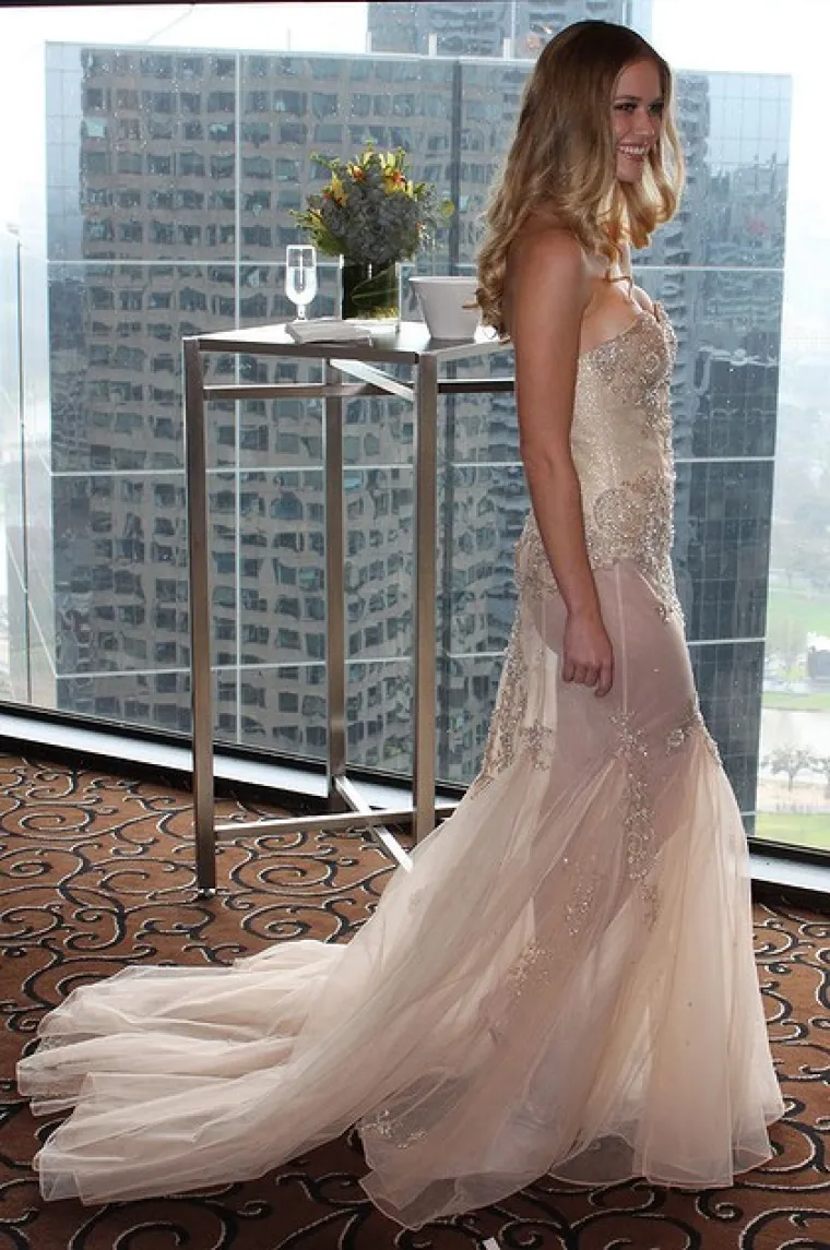 Haljina koja je podignula frku