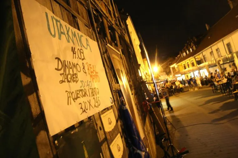 Nogometna groznica poharala Zagreb