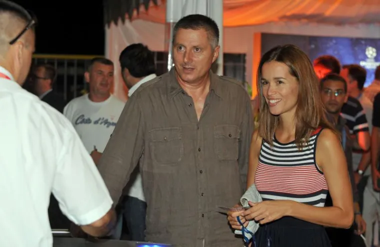 Face na maksimirskim tribinama