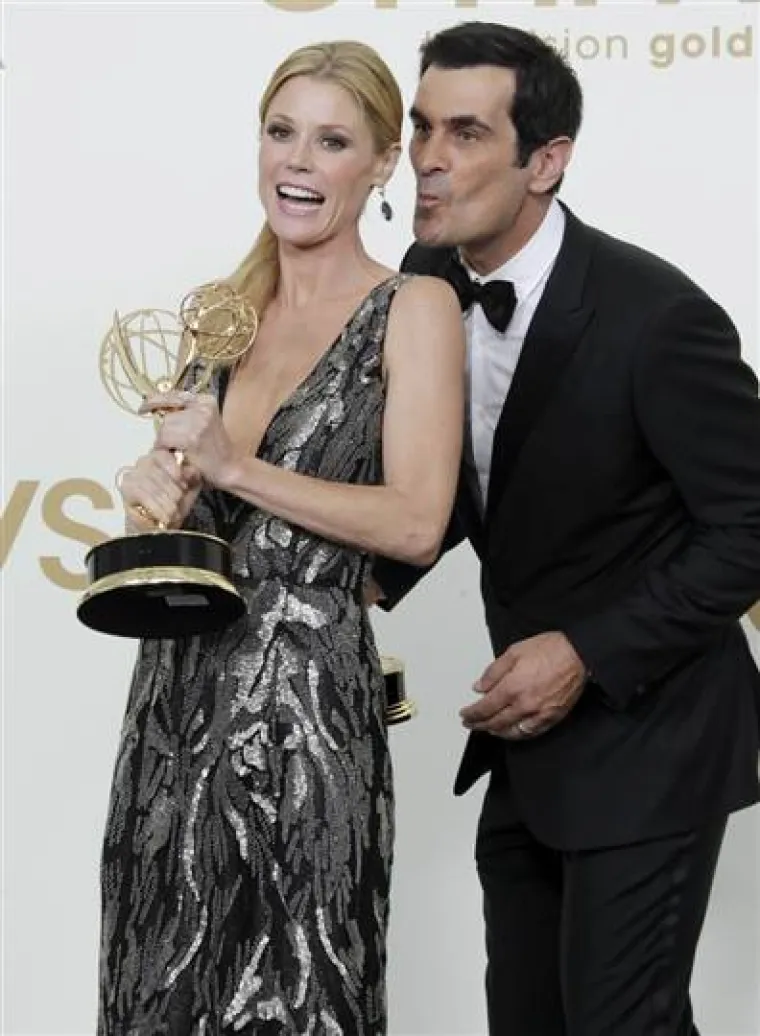 Parada bujnih dekoltea i skupih haljina