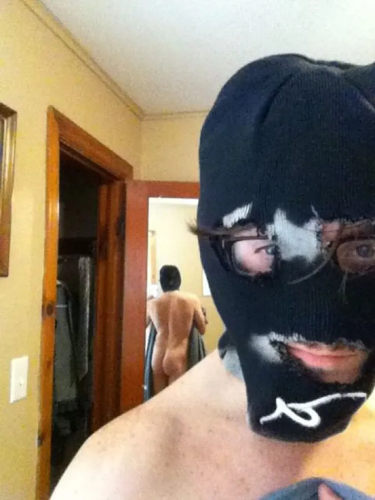 Slikanje gole stražnjice postalo internetski hit