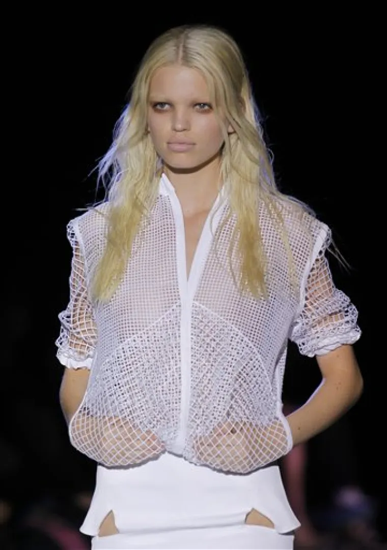 Lepr&scaron;ave kreacije oborile Pariz s nogu