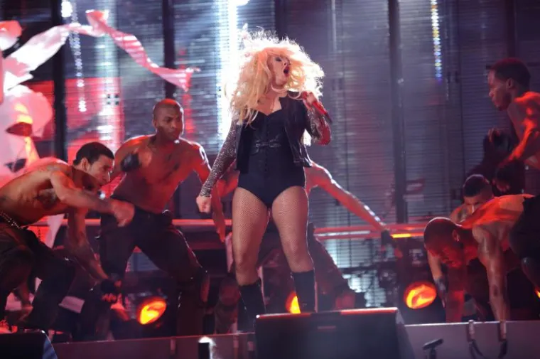 Zaobljena  Christina Aguilera &scaron;okirala u Cardiffu