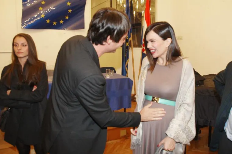 Severina trudnički zablistala