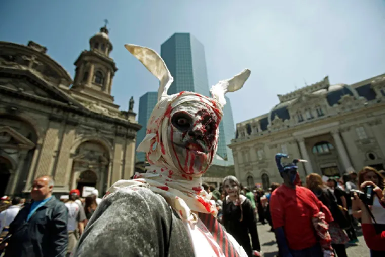 Zombiji okupirali ulice Santiaga