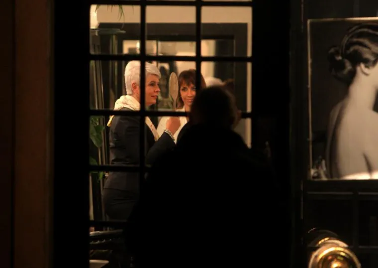 Premijerka se počastila novom frizurom