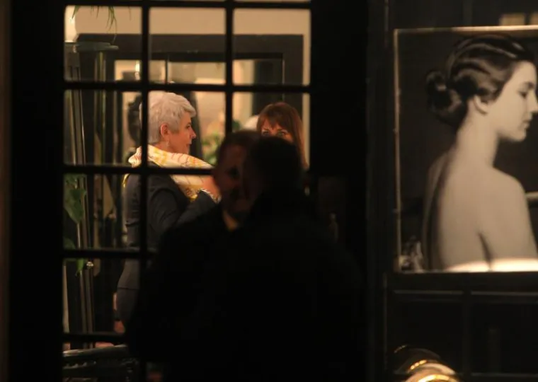 Premijerka se počastila novom frizurom