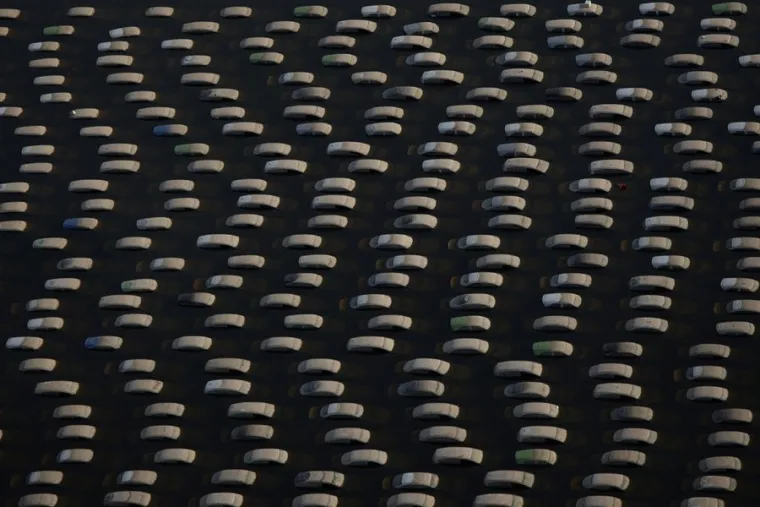 Tisuće skupocjenih Hondi nestale pod vodom