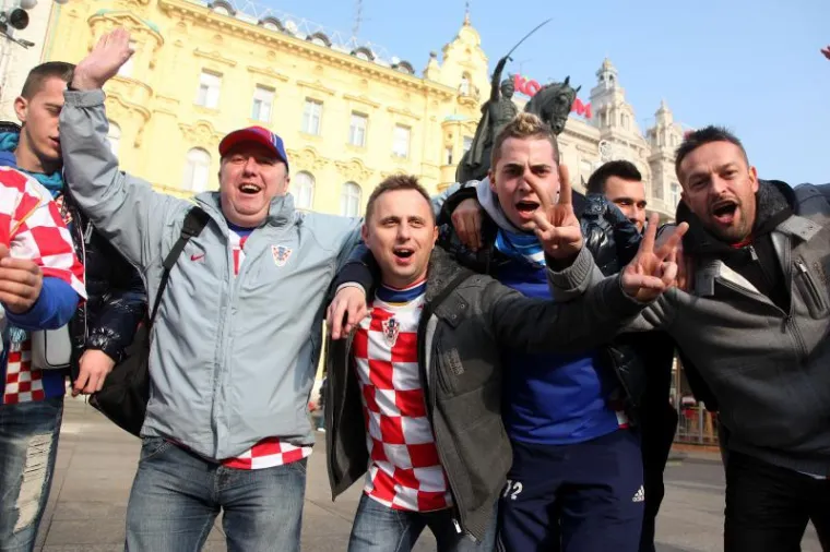 Hrvatski navijači već slave na ulicama