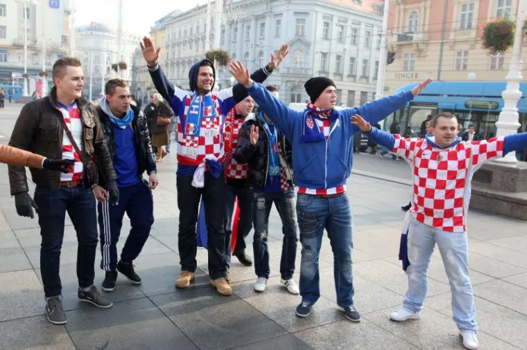 Hrvatski navijači već slave na ulicama