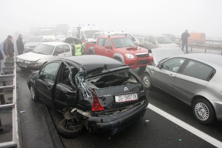 Krš i lom kod Zagreba