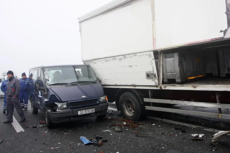 Krš i lom kod Zagreba