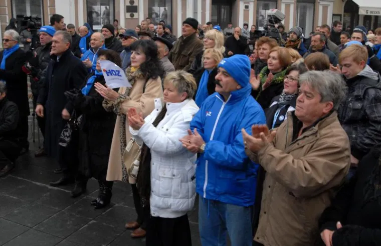 Kosor zaplesala bećarac sa sna&scaron;ama