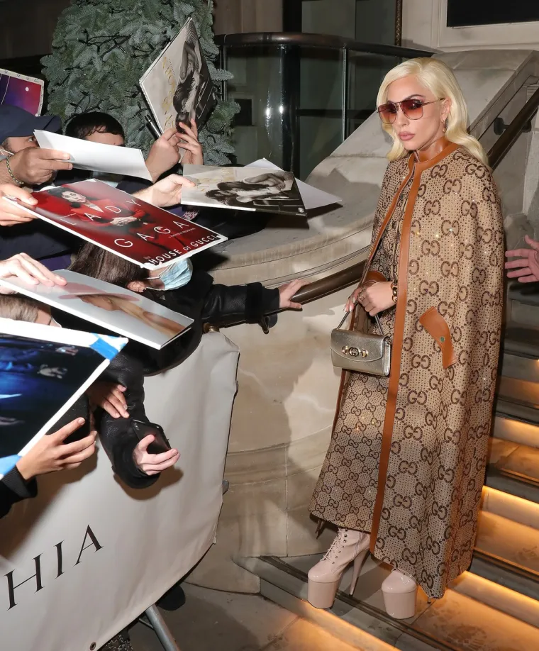 Moćna i senzualna: Posljednje fotke Lady Gage dokazuju da je ovo njezin svijet, a mi samo živimo u njemu