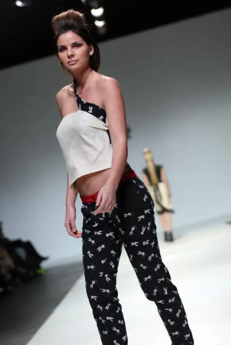 Prvu večer Dreft Fashion Weeka obilježile gole grudi