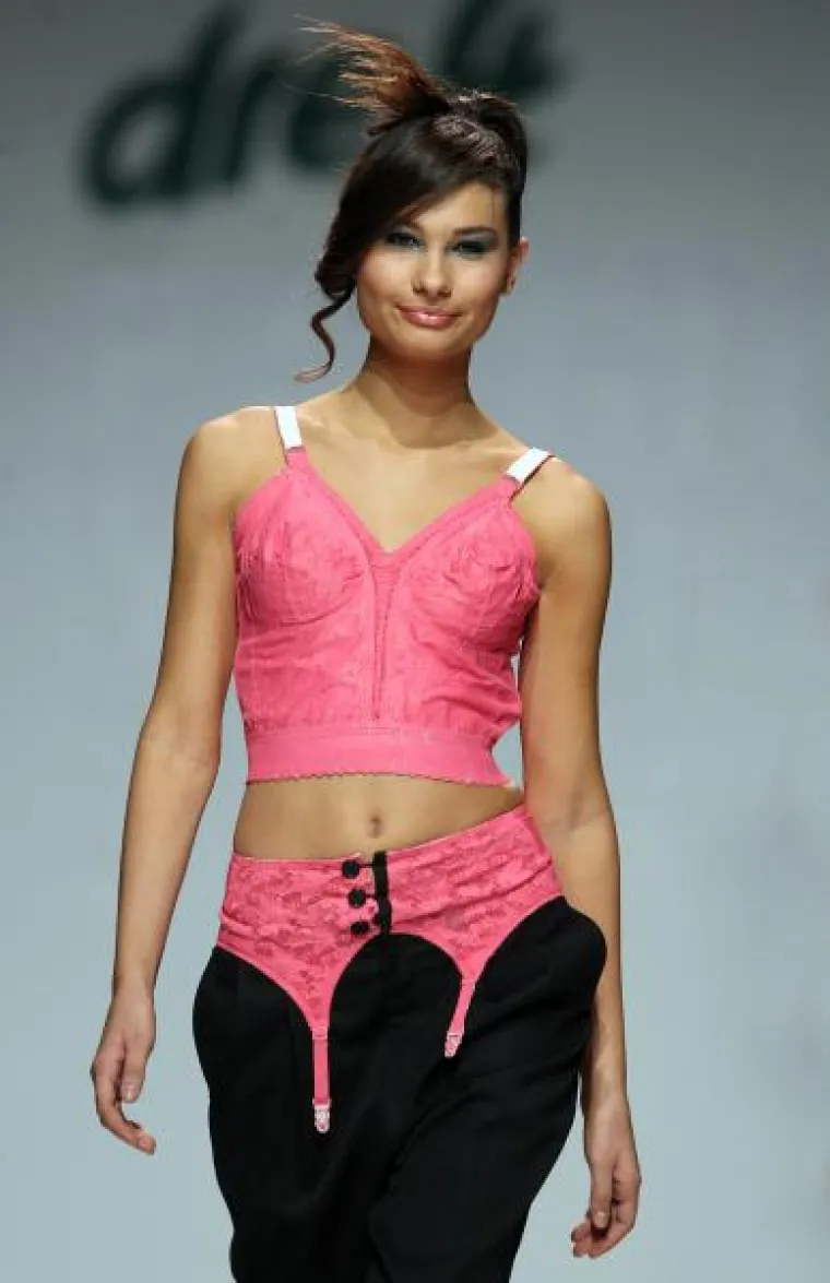Prvu večer Dreft Fashion Weeka obilježile gole grudi