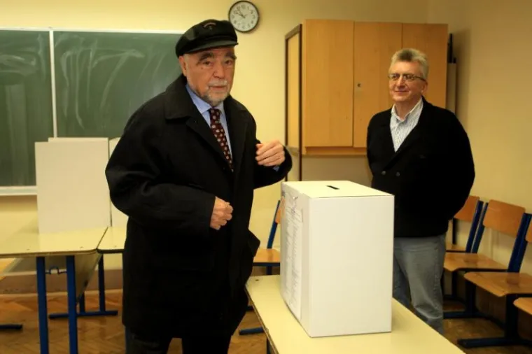 Čelnici stranaka obavili svoju građansku dužnost