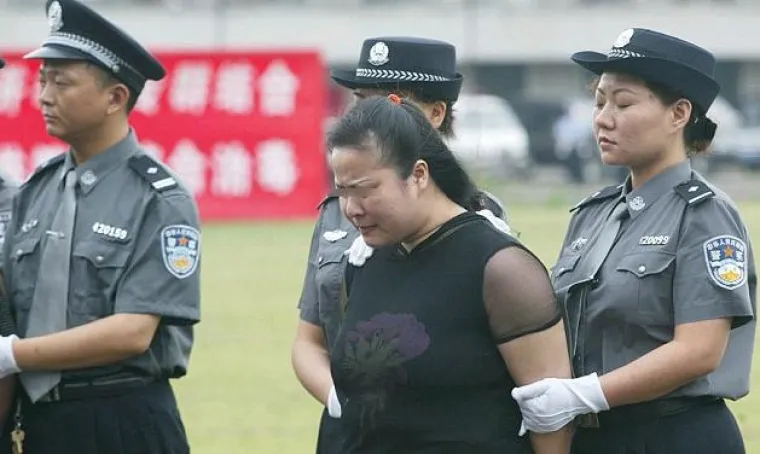 Smiju se i lakiraju nokte, a čeka ih smrtna kazna