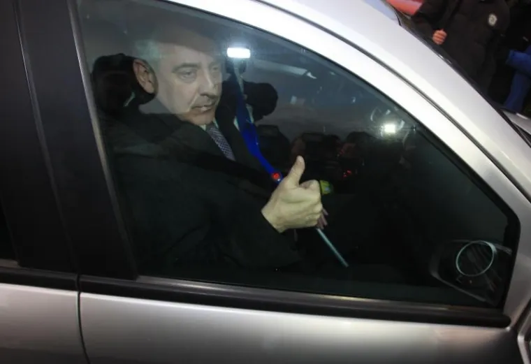 Ivo Sanader iza&scaron;ao iz Remetinca!