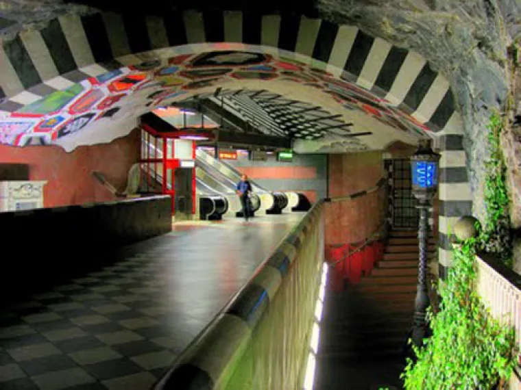 Čarobna umjetnička izložba pod zemljom!