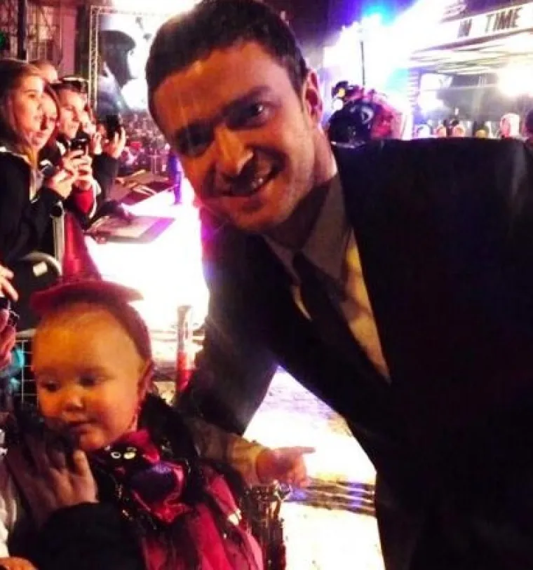 Uporna mama upoznala svoju bebu s holivudskom elitom