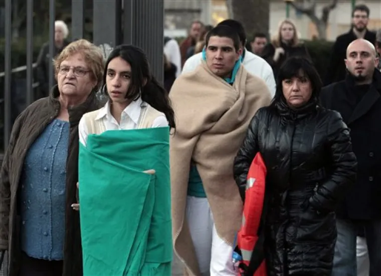 Panični putnici napustili talijanski Titanic