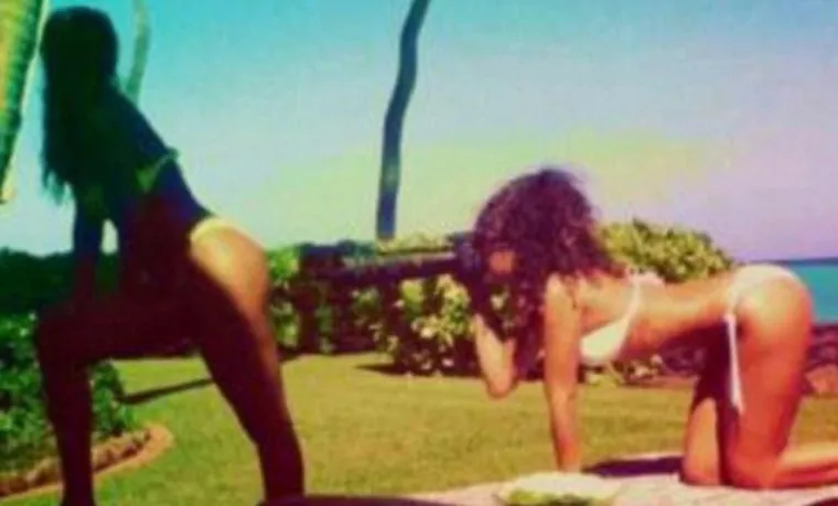 Rihanna 'pumpala' guzu u minijaturnom bikiniju