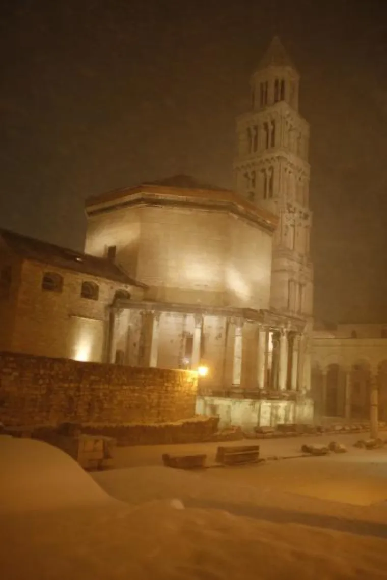 Splićani uživaju u snježnom danu