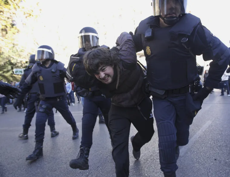 Policijska brutalnost na djelu