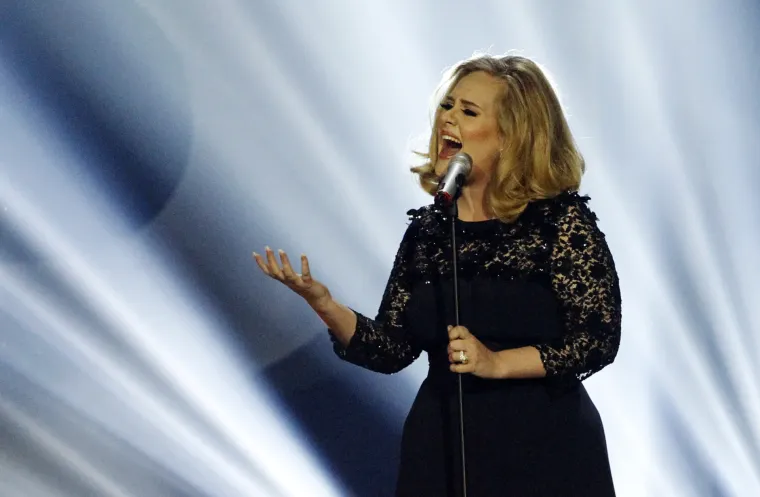 Adele trijumfirala na dodjeli Brit Awards