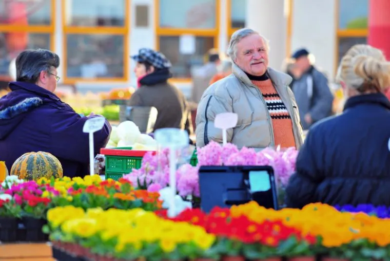 Hrvati iskoristili sunčan dan i pohrlili na ulice