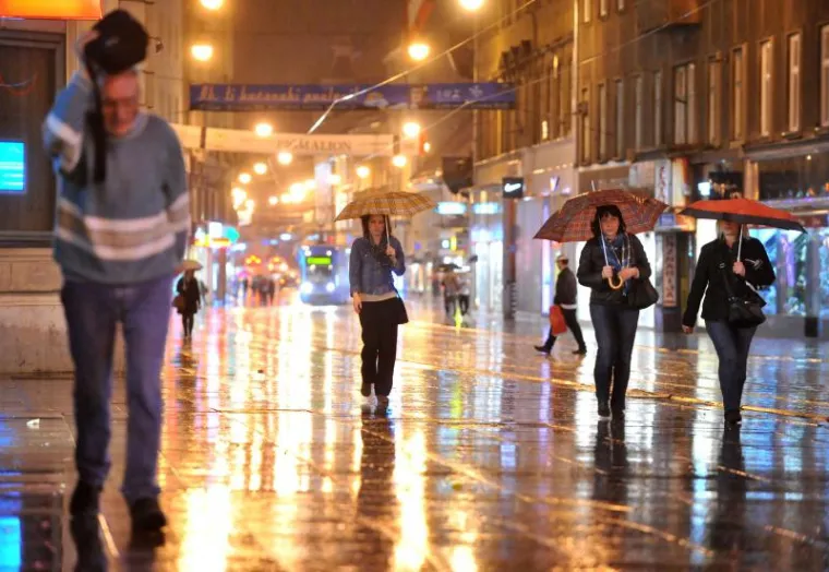 Sunce se sakrilo, ki&scaron;a i za uskrsni vikend!