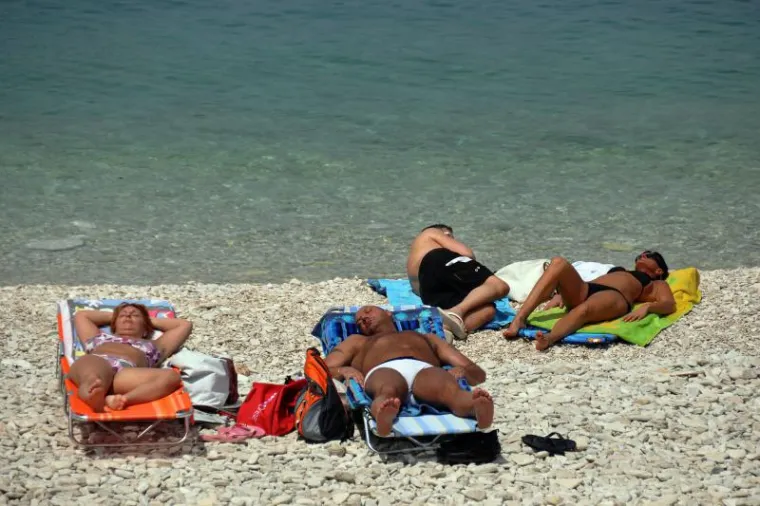 Kraj travnja u Hrvatskoj uz nezapamćene vrućine!