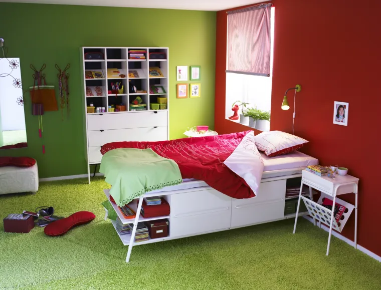 Osnovne boje soba za djevojčice i dječake i dalje mogu ostati u 'dječjim' bojama (obično ružičasta i plava, u svim nijansama), ali možete koketirati i s bilo kojom drugom nježnijom bojom, idealno po izboru djeteta.