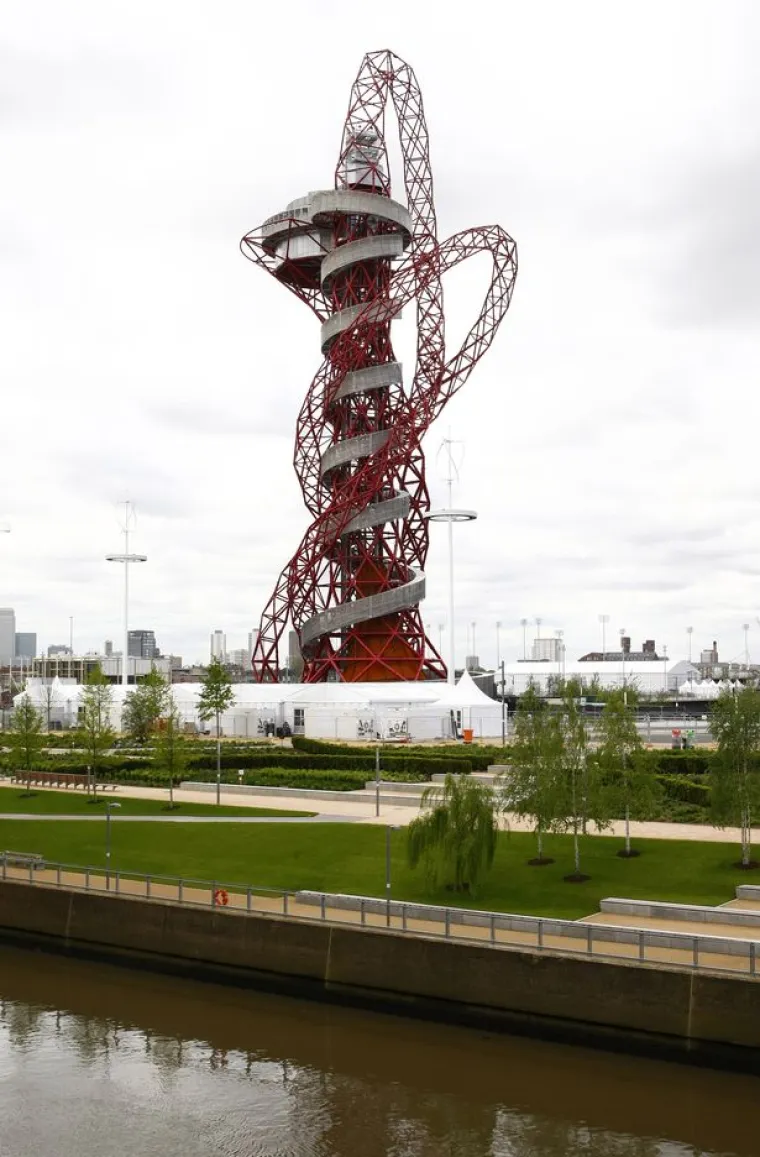 Kako je 'nezgrapni' toranj podijelio londonsku javnost?