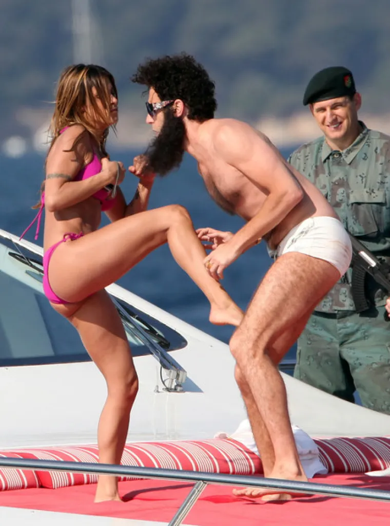 Kako je ludi diktator ubio Elisabettu Canalis?