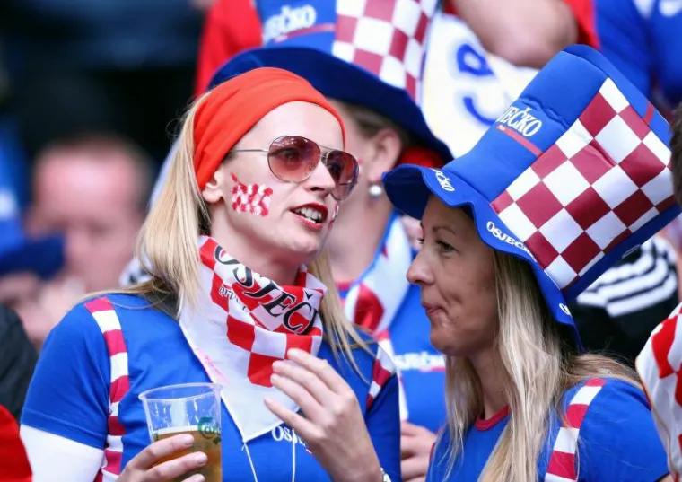 Tko je pobijedio na tribini - Hrvatice ili Talijanke?