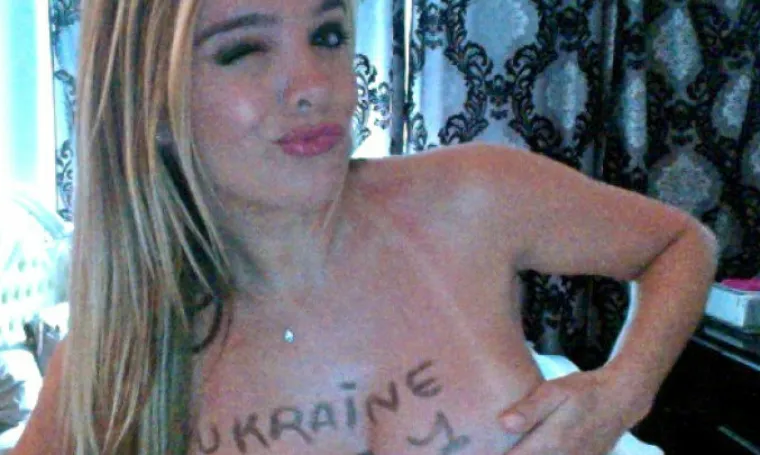 Svojim grudima zasjenit će sve vidovnjake