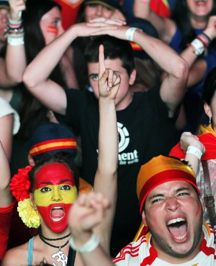 Uspjeh Xavija, Inieste, Torresa i društva donio je veliku radost zemlji čiji krhki bankarski sustav ne može funkcionirati bez europske pomoći.