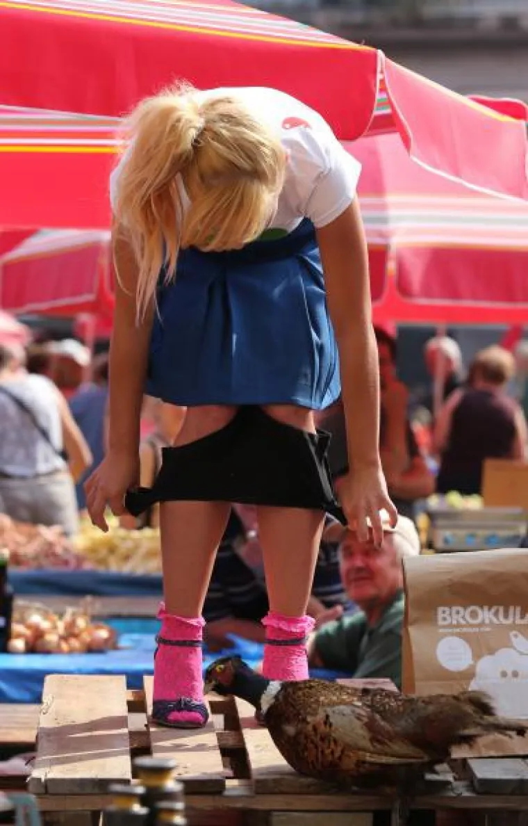 Striptiz na Dolcu &scaron;okirao prolaznike