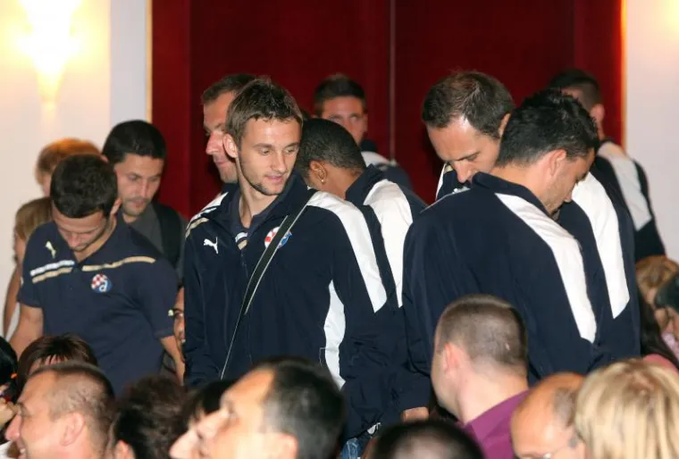 Dinamovci večer proveli u kazalištu