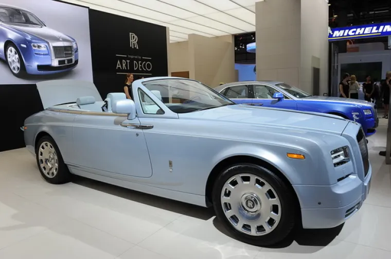 Rolls Royce Phantom DHC art deco