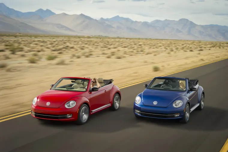 Topless Buba kreće u pohod na SAD