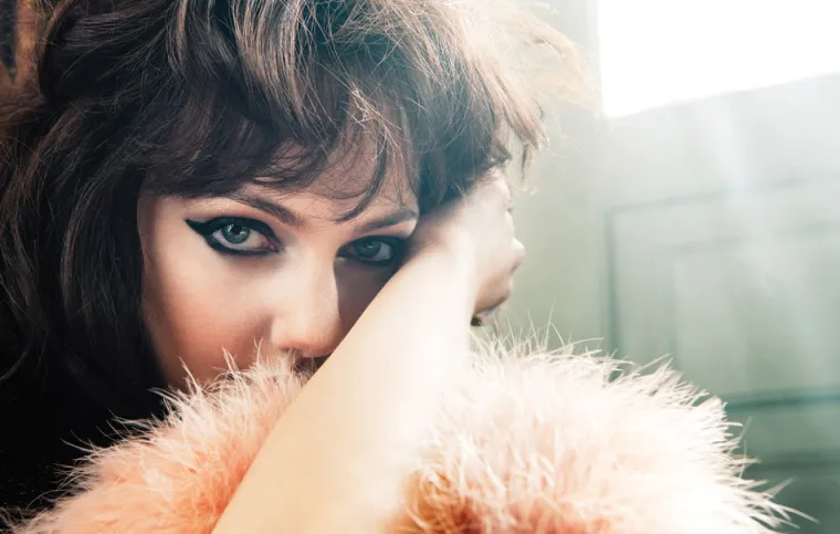 Osim &scaron;to su tražena 'roba' za snimanje modnih editorijala, brojne renomirane tvrtke vode bitke na turskom marketin&scaron;kom trži&scaron;tu kako bi se glumci iz &bdquo;Sulejmana&ldquo; pojavili upravo u njihovim televizijskim reklamnim spotovima.