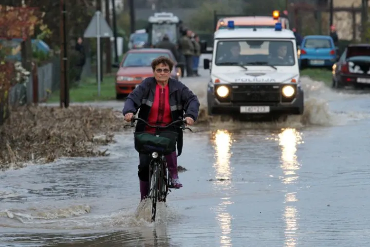 Hrvatsku 'zapljusnuo' veliki vodni val