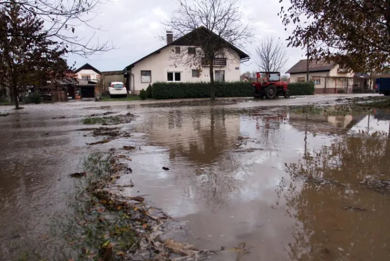 Hrvatsku 'zapljusnuo' veliki vodni val