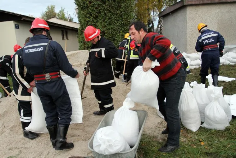 Hrvatsku 'zapljusnuo' veliki vodni val