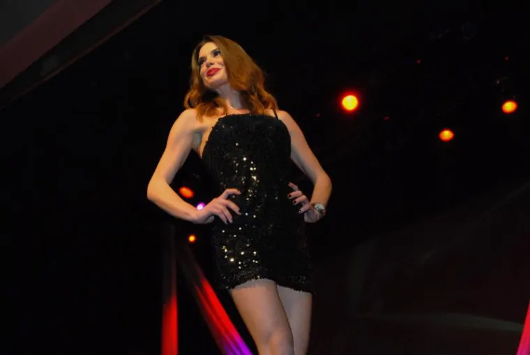 Zvijezde večeri su bile manekenke Iva Jerković, Tina Katinić i Aleksandra Grdić.