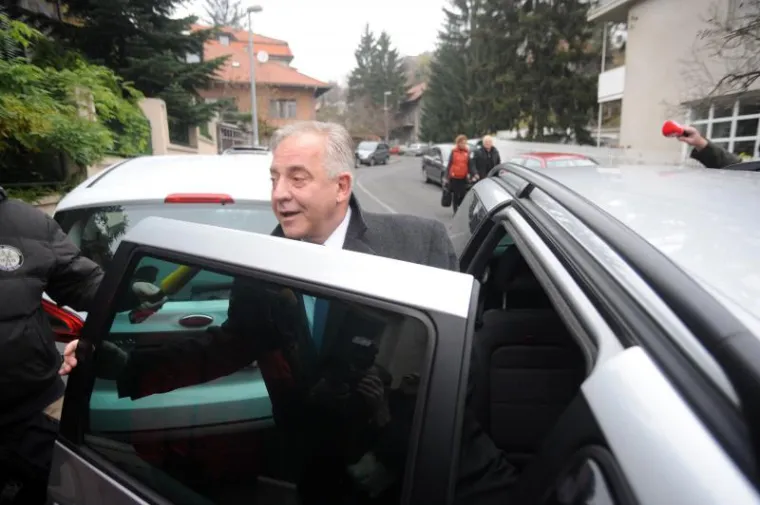 Za novinare nije imao komentara...