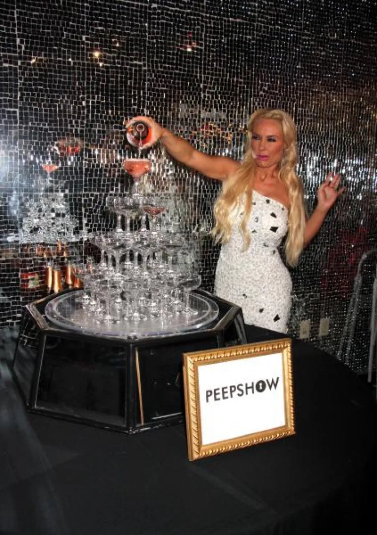 Prsata starleta glavna zvijezda večeri